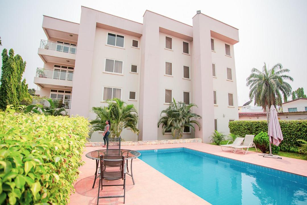 Bertha'S Court D-Plus Apartments Dzorwulu Zewnętrze zdjęcie
