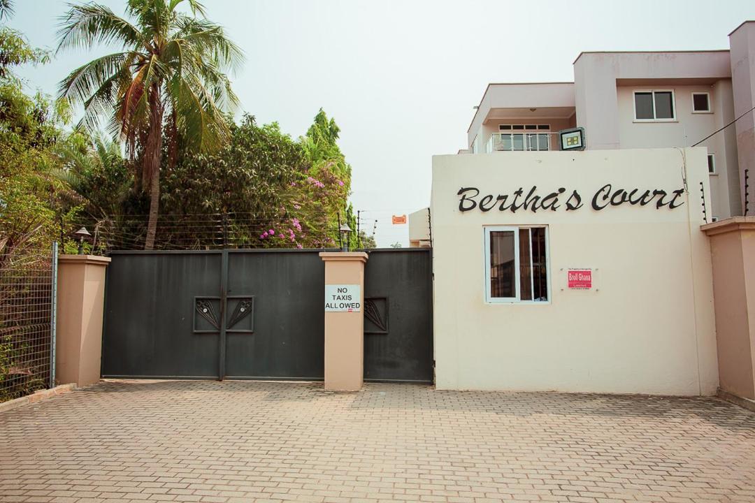 Bertha'S Court D-Plus Apartments Dzorwulu Zewnętrze zdjęcie