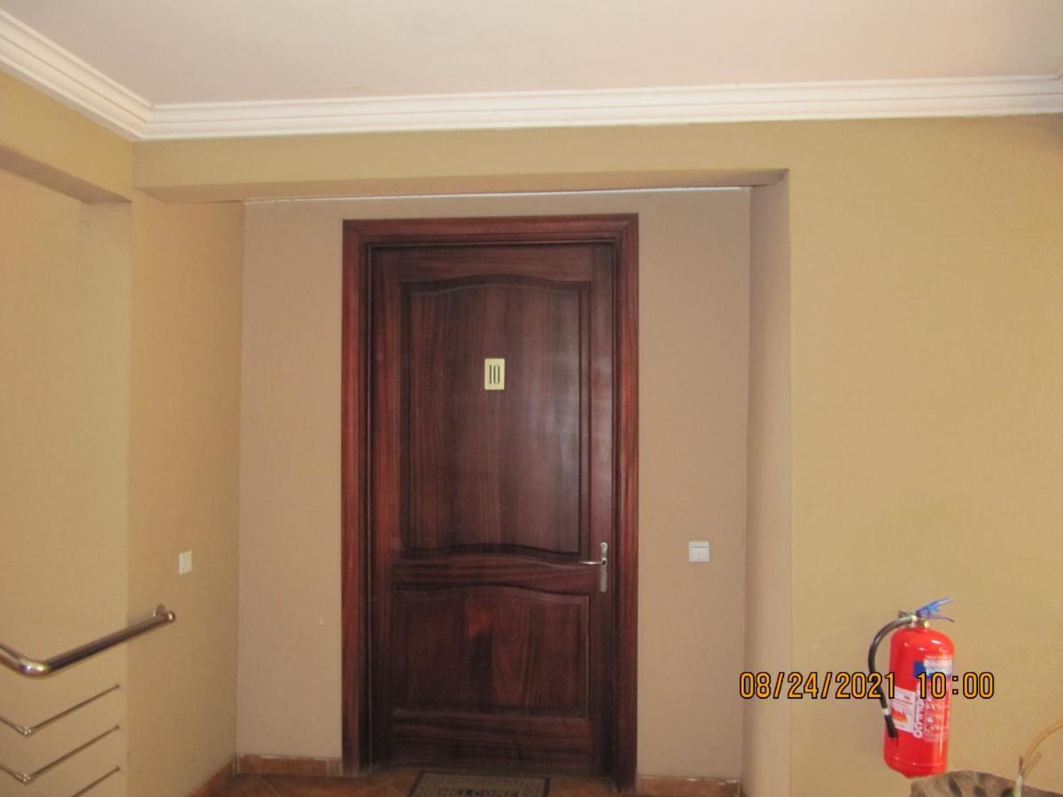 Bertha'S Court D-Plus Apartments Dzorwulu Zewnętrze zdjęcie