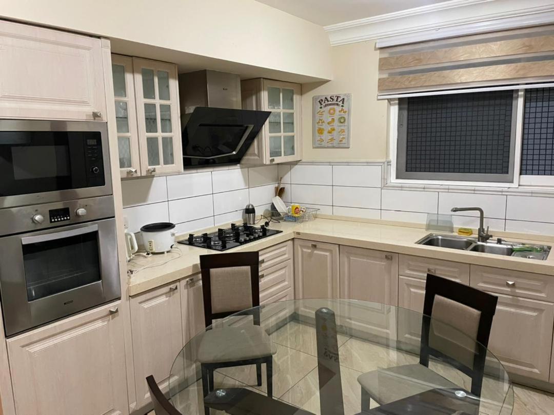 Bertha'S Court D-Plus Apartments Dzorwulu Zewnętrze zdjęcie