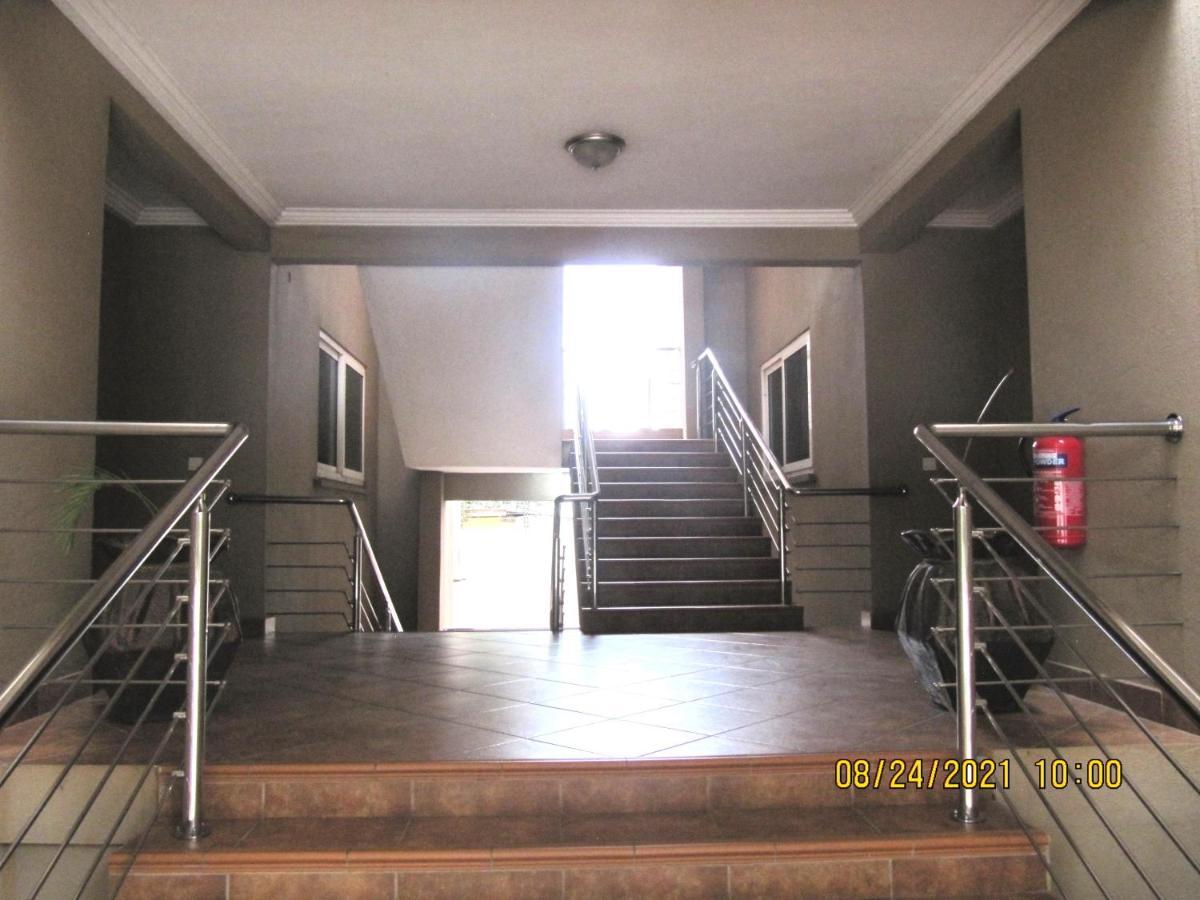 Bertha'S Court D-Plus Apartments Dzorwulu Zewnętrze zdjęcie